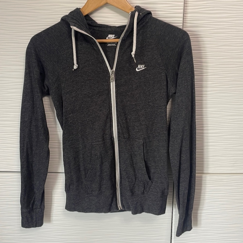 Cute thin Nike zip up